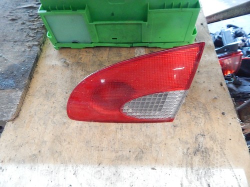 Genuine toyota avensis - genuine, estate